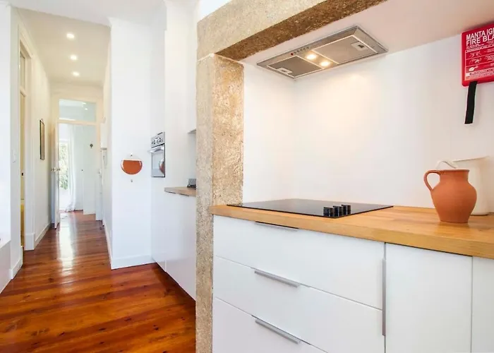 2 Bedroom With Fast Internet * Lisboa