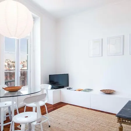 Central Apartment 2 Bedroom With Fast Internet Lägenhet